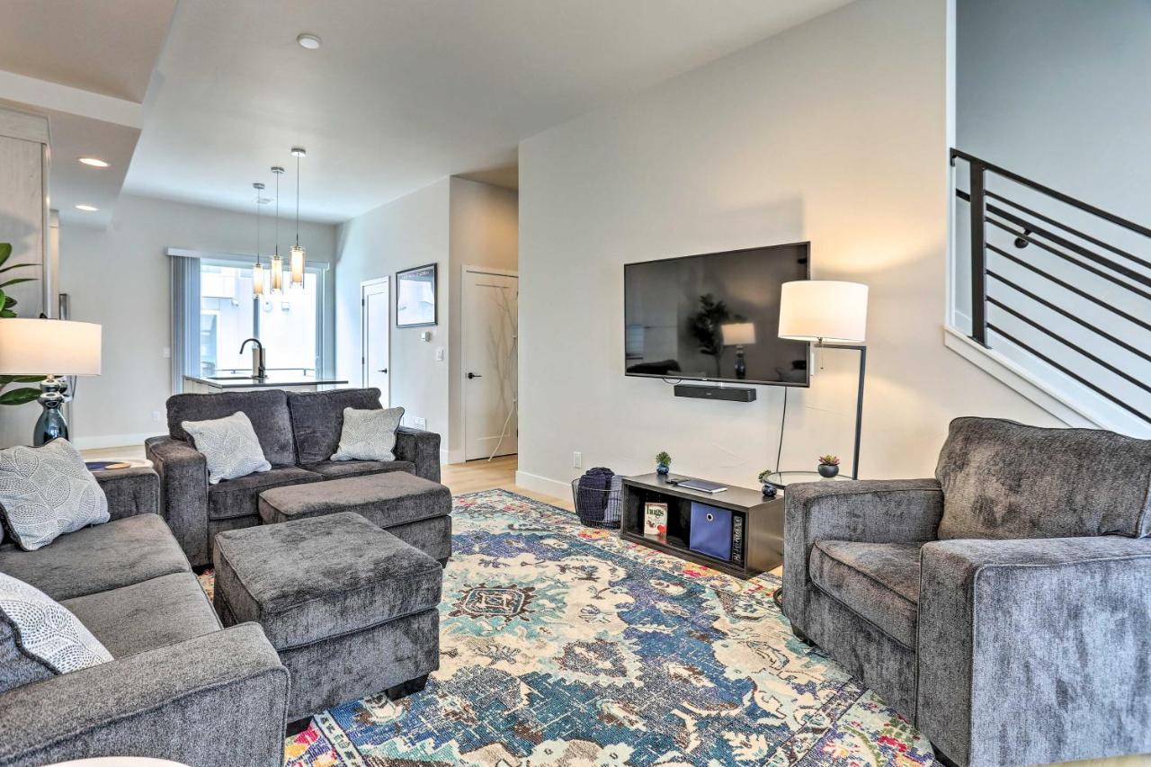 Trendy Denver Townhome - Walk To Mile High Stadium المظهر الخارجي الصورة